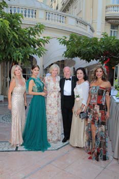 Trish Toscana, Victoria Bonya, Annette Zierer, Rudi Jagersbacher, Anki Lau, Nelli Gross